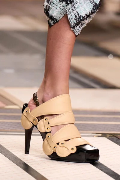 Look 33